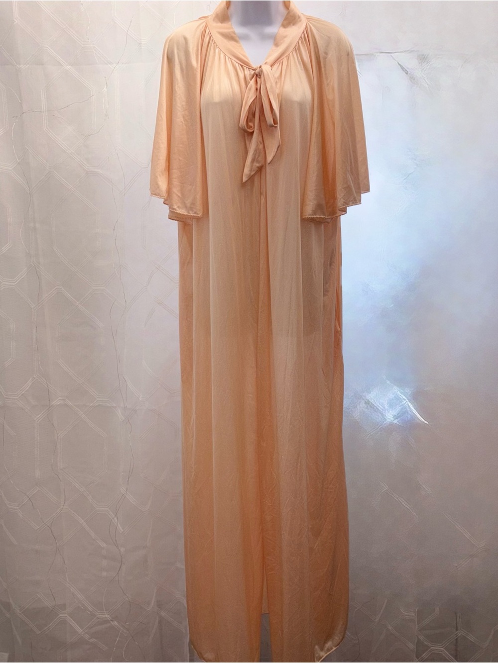 Vintage 70’s Old Hollywood Formfit Rogers PeachPeignoir Regencycore Robe Gown L
